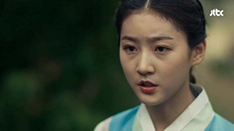 Kim Sae-ron in Mirror of the Witch (2016)