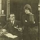 Theodor Loos and Rosa Porten in Die Augen der Schwester (1918)