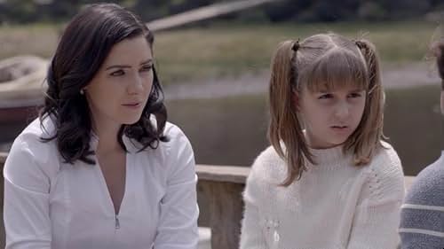 Ariadne Díaz and Ana Paula Martínez in Tenías que ser tú (2018)