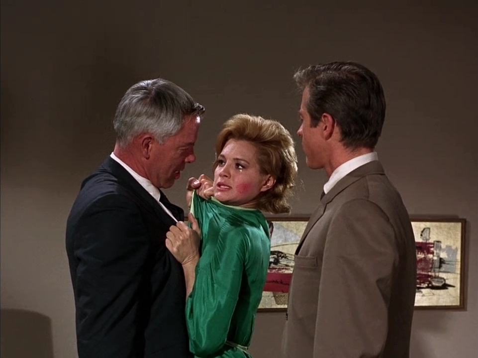 Angie Dickinson, Lee Marvin, and Clu Gulager in The Killers (1964)