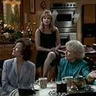 Sharon Lawrence, Dixie Carter, Park Overall, and Betty White in Ladies Man (1999)