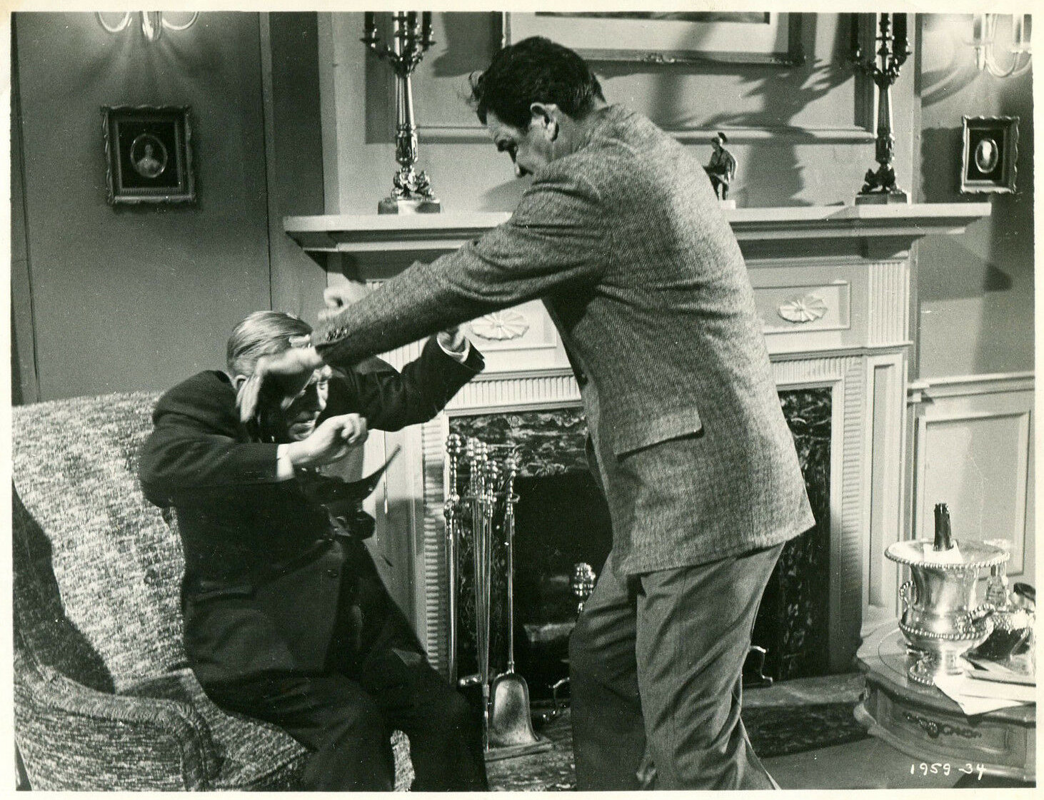 Rod Cameron and Ray Collins in Spoilers of the Forest (1957)