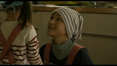 Pecoross' Mother and Her Days screenwriter, Akune Tomoaki, writes and directs this film adaptation of the identically titled essay recording Yasutake Chie's fight with cancer, which she unfortunately lost at the age of 33, as well as the daily life of her daughter, Hana, and husband, Shingo.
One day, Chie (Hirosue Ryoko) is diagnosed with breast cancer. She marries Shingo (Takito Kenichi), the man who kindly stayed by her side, and at a risk of life or death, gave birth to Hana (Akamatsu Emina). Assailed by a relapse of the disease, Chie, knowing her time is limited, begins to teach Hana about the importance of food and family.