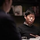Yoo Hae-jin in Intimate Strangers (2018)