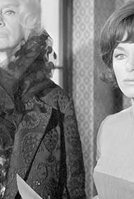 Elisabeth Flickenschildt and Marianne Koch in Der Tod läuft hinterher (1967)