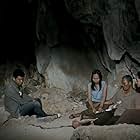 Jenjira Pongpas, Sakda Kaewbuadee, Natthakarn Aphaiwonk, and Thanapat Saisaymar in Uncle Boonmee Who Can Recall His Past Lives (2010)