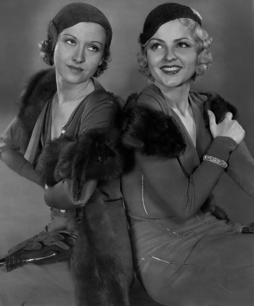 Lilian Bond and Evalyn Knapp in Fireman, Save My Child! (1932)