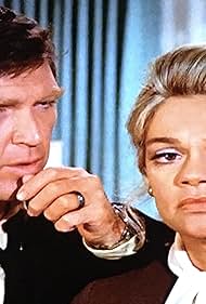 Dyan Cannon and Robert Lansing in Victim (1969)