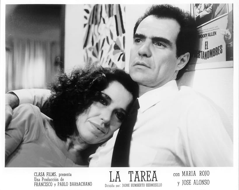 José Alonso and María Rojo in Homework (1991)