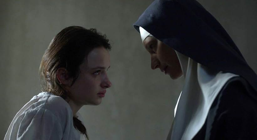 Agata Buzek and Anna Próchniak in The Innocents (2016)