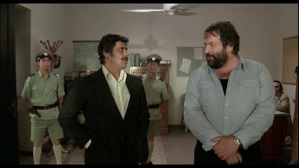 Al Lettieri and Bud Spencer in Flatfoot in Hong Kong (1975)