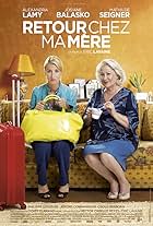 Josiane Balasko and Alexandra Lamy in Retour chez ma mère (2016)