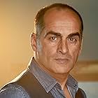 Navid Negahban