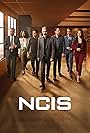 Wilmer Valderrama, Rocky Carroll, Gary Cole, Katrina Law, Sean Murray, Brian Dietzen, and Diona Reasonover in NCIS - Unità anticrimine (2003)