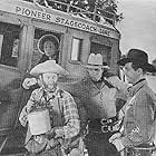 Robert Livingston, Dennis Moore, Rose Plumer, and Al St. John in Overland Stagecoach (1942)