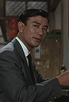 Keiji Sada in Fin d'automne (1960)