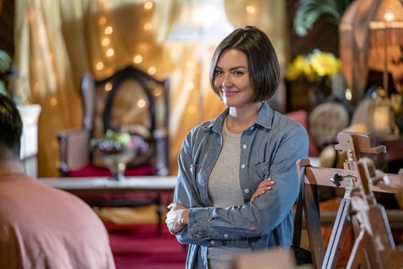 Taylor Cole in The Art of Us (2017)