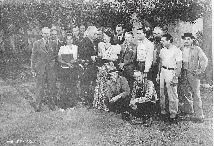 Russell Harlan, William Boyd, Andy Clyde, Dustine Farnum, Lesley Selander, and Harry Sherman in Bar 20 (1943)