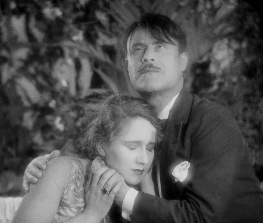 Lya Lys and Gaston Modot in L'Age d'Or (1930)