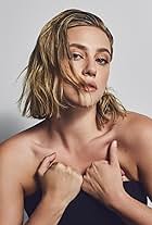 Lili Reinhart