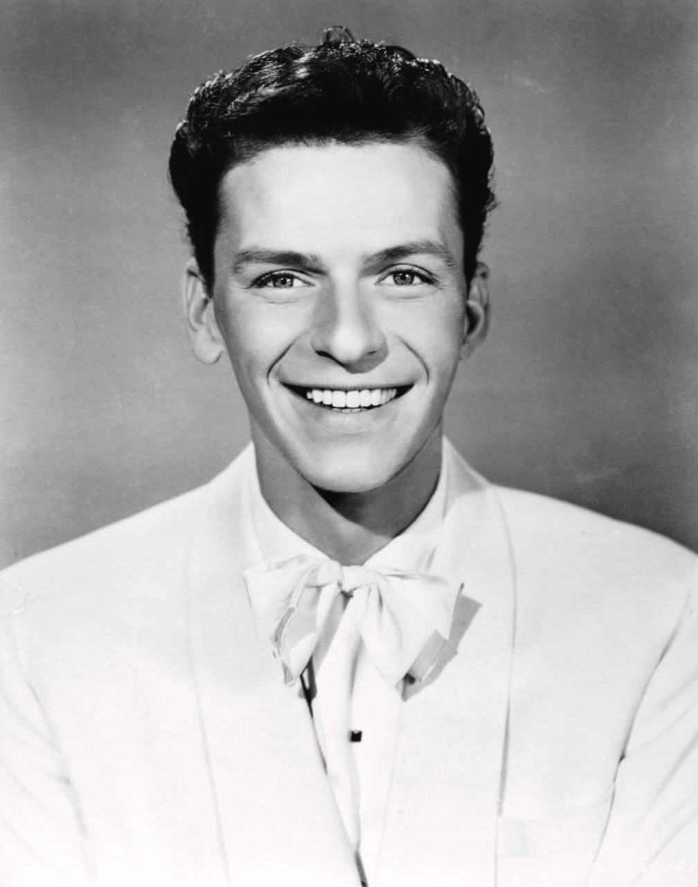 Frank Sinatra in Till the Clouds Roll By (1946)