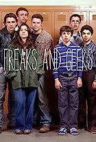 Linda Cardellini, John Francis Daley, James Franco, Samm Levine, Seth Rogen, Martin Starr, and Jason Segel in Freaks and Geeks (1999)