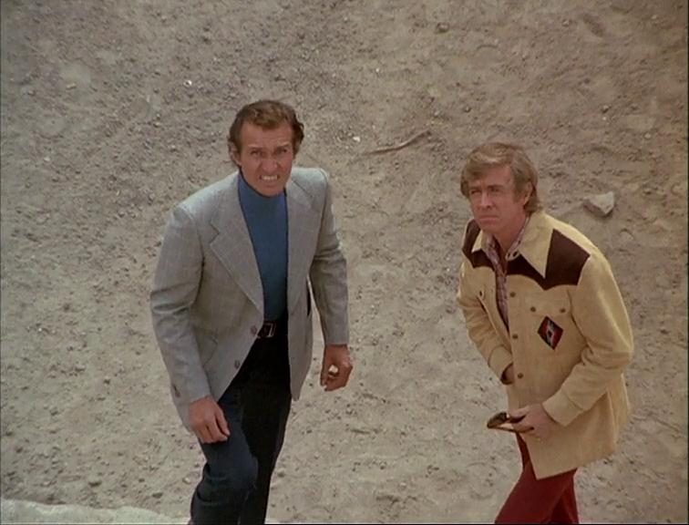Roger Cudney and Clu Gulager in McCloud (1970)