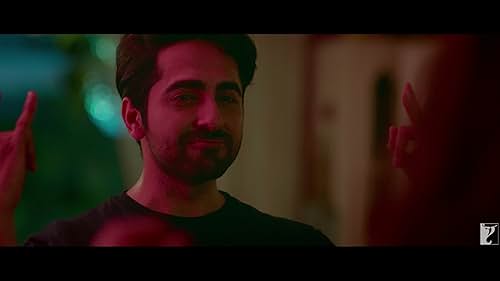 Fed up with the lack of critical appreciation despite being a successful writer, Abhimanyu Roy (Ayushmann Khurrana) returns to his roots in Kolkata to write more meaningful literature and decides on an old-fashioned love story.