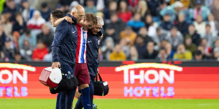 Oslo, Norway, September 9th 2024: Martin Odegaard (10 Norway) receives medical treatment during the UEFA Nations League Group B3 football match between Norway and Austria at Ullevaal Stadium in Oslo, Norway. (Ane Frosaker / SPP) (Photo by Ane Frosaker / SPP/Sipa USA)(Sipa via AP Images)