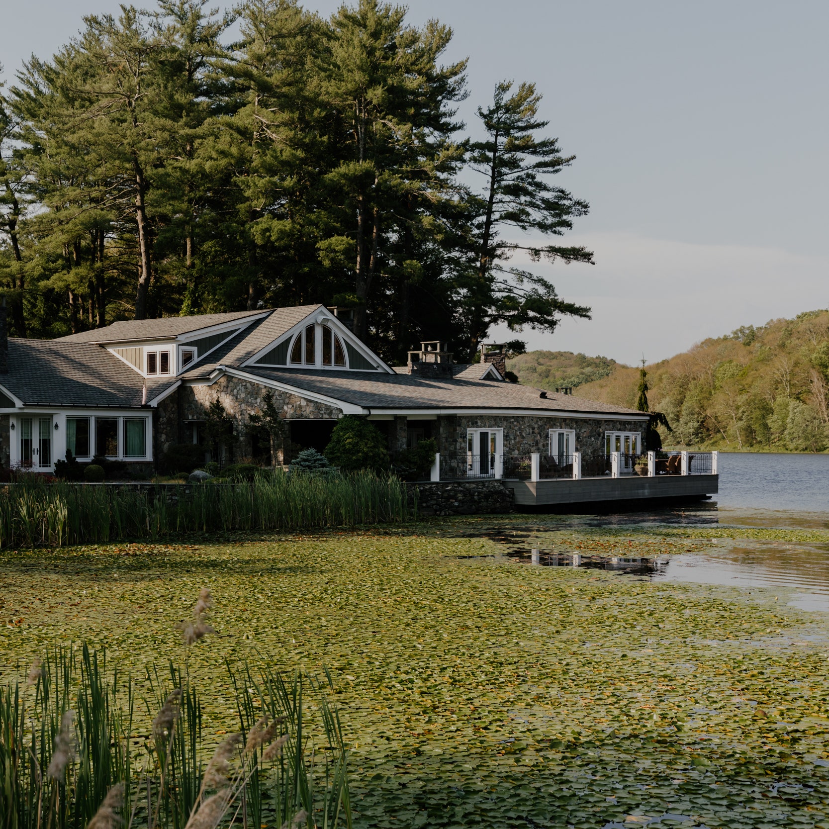 Tour a Hudson Valley Estate With Lakefront Views From Nearly Every Window