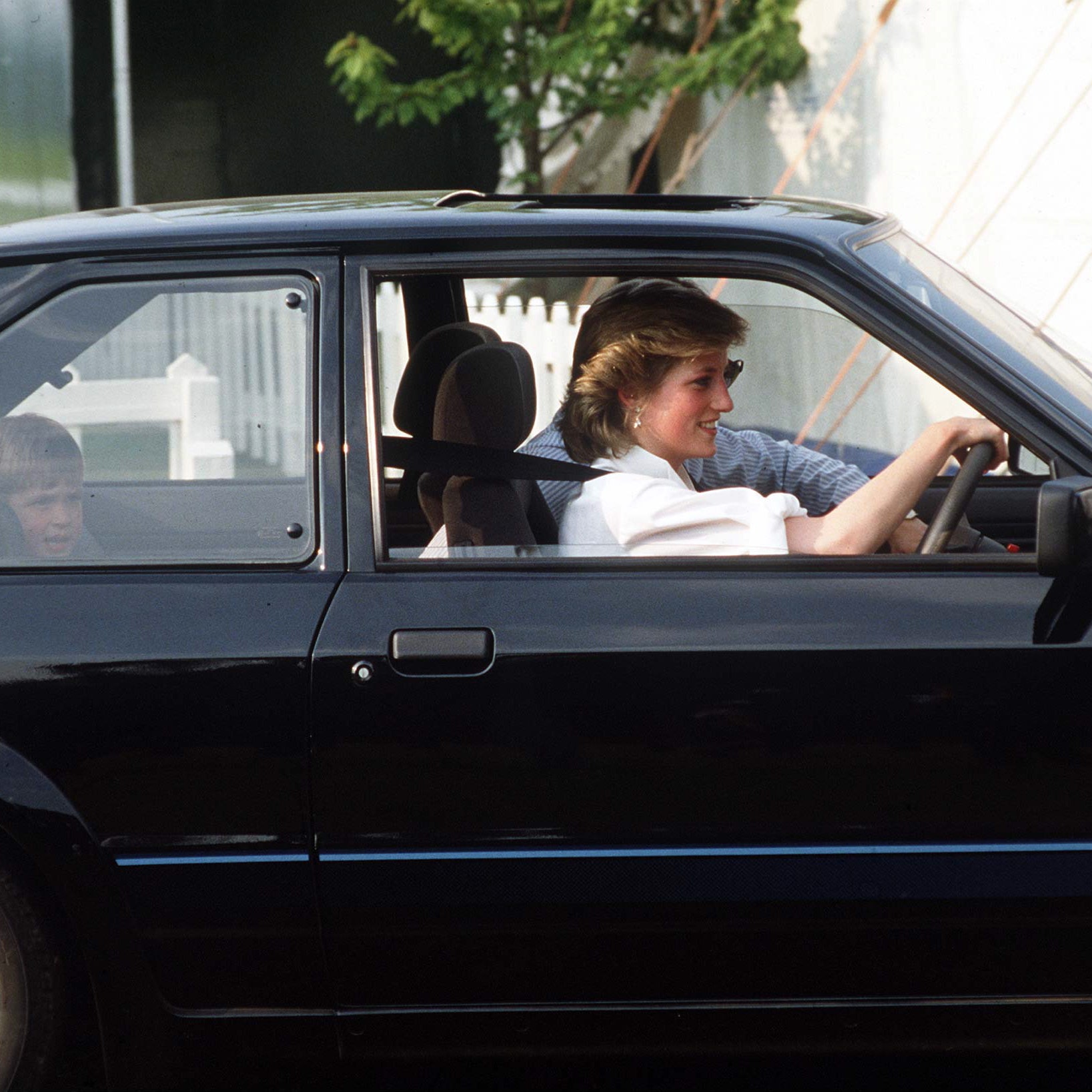 7 Collectible Cars Driven by the Royal Family&-Including Princess Diana’s $850,000 Ford Escort