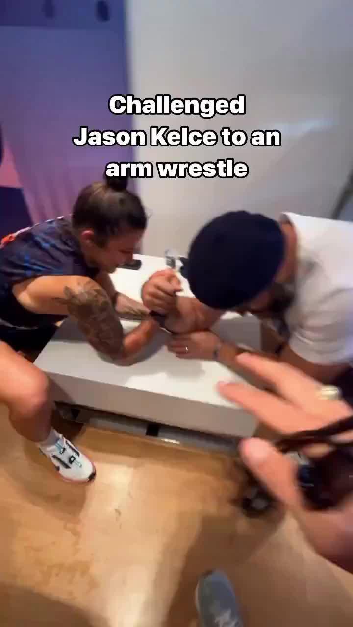 Jason Kelce Arm Wrestle