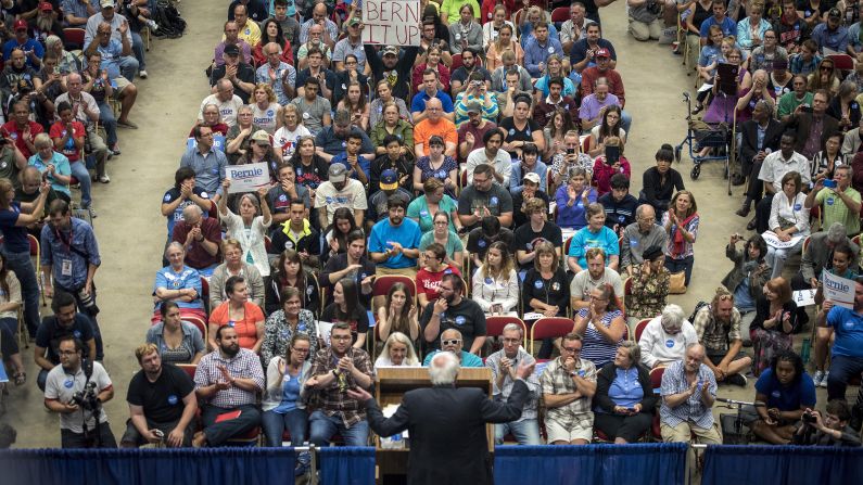 In July 2015, two months after announcing he would be seeking the Democratic Party's nomination for President, Sanders <a href="http://www.cnn.com/2015/07/01/politics/bernie-sanders-crowds-wisconsin-2016/index.html" target="_blank">spoke to nearly 10,000 supporters</a> in Madison, Wisconsin. "Tonight we have made a little bit of history," he said. "You may know that some 25 candidates are running for President of the United States, but tonight we have more people at a meeting for a candidate for President of the United States than any other candidate has."