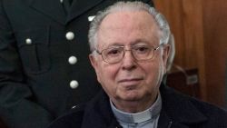 Chilean priest Fernando Karadima appears in court of Santiago on November 11 2015 to testify in a civil lawsuit against the Archdiocese of Santiago for allegedly sexual abuse cover up.  AFP PHOTO/VLADIMIR RODAS (Photo by Vladimir RODAS / AFP)        (Photo credit should read VLADIMIR RODAS/AFP/Getty Images)