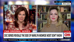 marilyn monroe amber tamblyn intv origseriesfilms_00001727.png