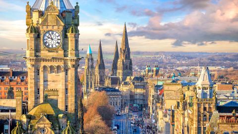 Old town Edinburgh and Edinburgh castle in Scotland UK