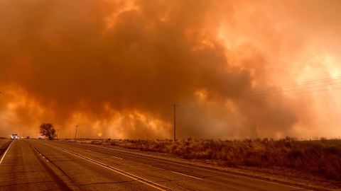 Wildfires burn northwest of Canadian, TX