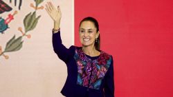 Claudia Sheinbaum, the presidential candidate of the ruling MORENA party, waves to her supporters after winning the election, in Mexico City, Mexico June 3, 2024. REUTERS/Raquel Cunha