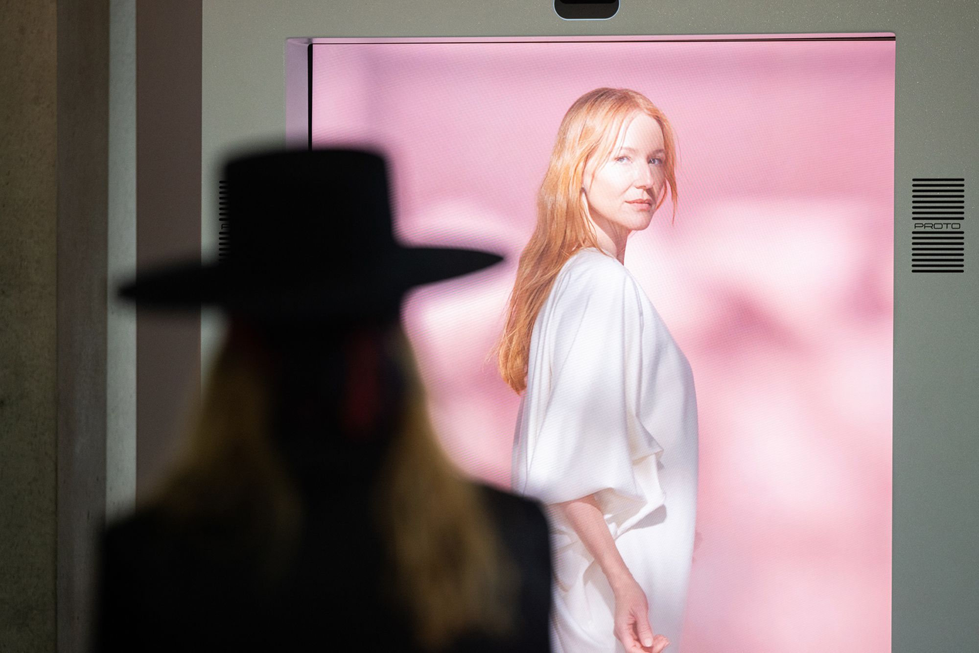 Jewel views Jewel — that is, the singer-songwriter takes in a holographic version of herself as part of a video installation on display in her new show at Crystal Bridges Museum of American Art.