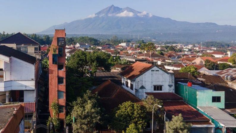 Amor en la cima: Además de las siete habitaciones, hay un bar y un restaurante en la azotea.