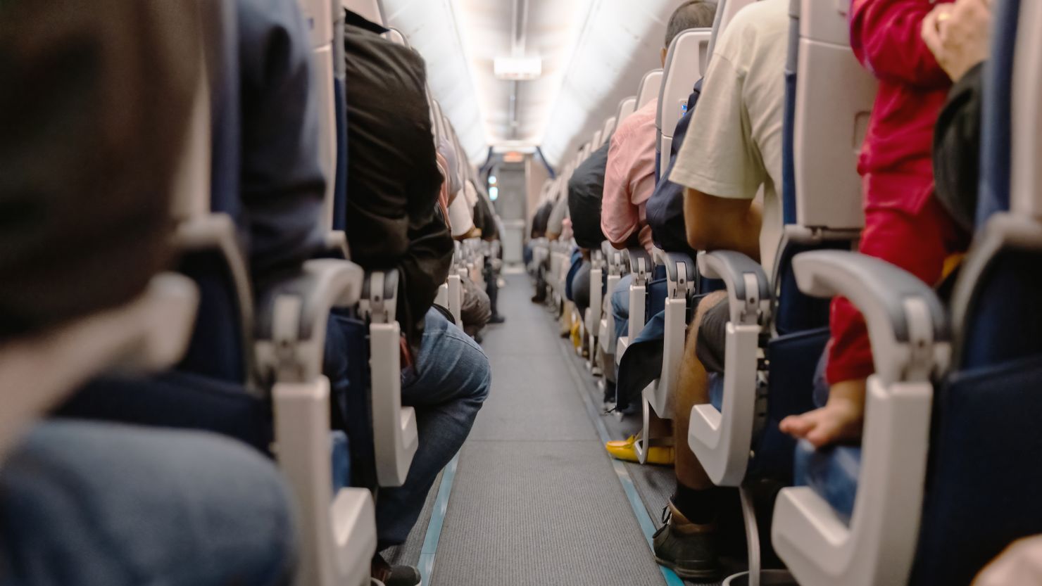 In her three-decade long career, flight attendant Heather Poole has seen her fair share of passenger disputes over reclining seats.