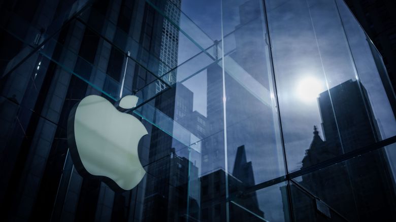 16 September 2023, USA, New York: Apple's logo, taken at the Apple Store on 5th Avenue in Manhattan. Photo: Michael Kappeler/dpa (Photo by Michael Kappeler/picture alliance via Getty Images)