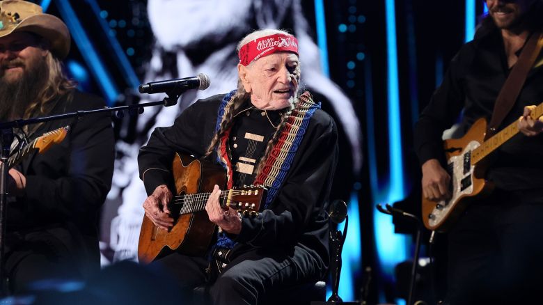 NEW YORK, NEW YORK - NOVEMBER 03: (L-R) Chris Stapleton and Willie Nelson perform onstage during the 38th Annual Rock & Roll Hall Of Fame Induction Ceremony at Barclays Center on November 03, 2023 in New York City. (Photo by Theo Wargo/Getty Images for The Rock and Roll Hall of Fame )