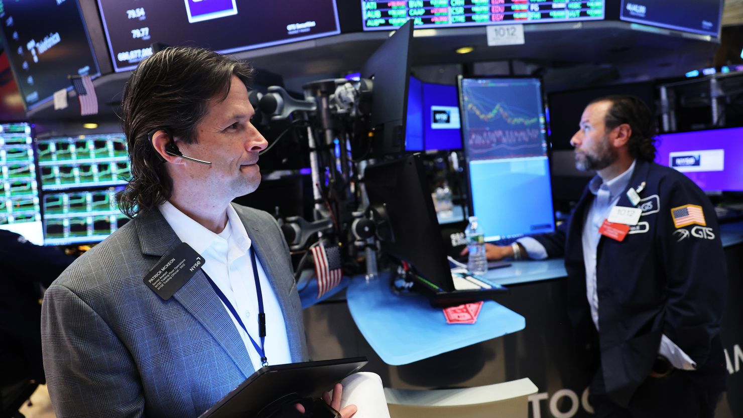 NEW YORK, NEW YORK - JUNE 12: Traders work on the floor of the New York Stock Exchange during morning trading on June 12, 2024 in New York City. The three major stock indexes opened up high amid an interest rate decision by the Federal Reserve and May’s consumer inflation data that showed inflation falling slightly to 3.3%. (Photo by Michael M. Santiago/Getty Images)