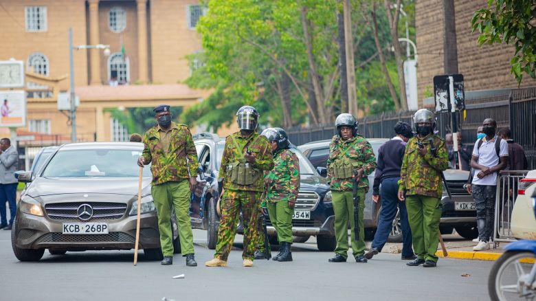 Violent clashes between police and anti-tax protestors broke out in Nairobi, Kenya on Thursday.