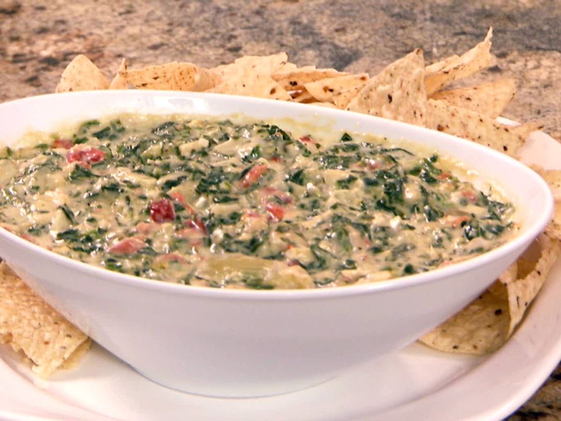 NY0908H_ginas-spinach-dip_s4x3.jpg