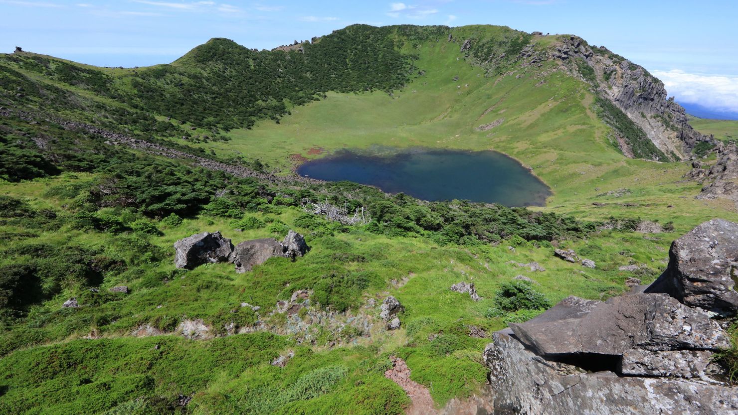 Mount Halla -- Hallasan in Korean -- is located on South Korea's Jeju Island.