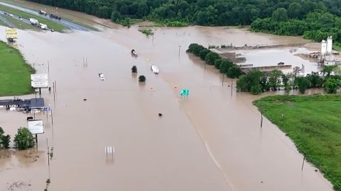 texas flooding thumb 1.jpg