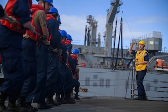 USS Gridley (DDG 101) replenishes from USNS Washington Chambers (T-AKE 11) during RIMPAC 2024.