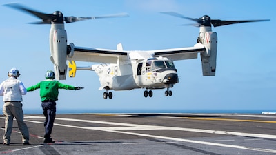 A CMV-22B Osprey from VRM-30 lands aboard USS Carl Vinson (CVN 70) while underway in the Pacific Ocean.